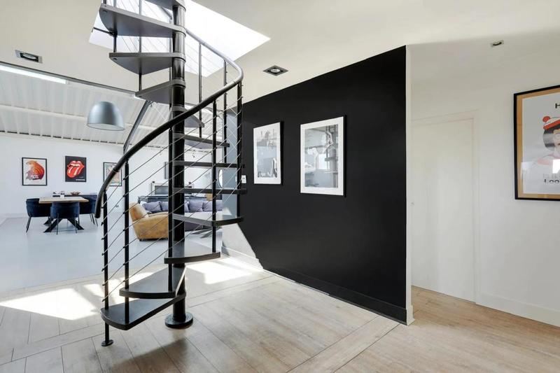 Loft - 183 m² - 5 pièces