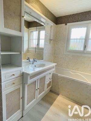 Maison - 85 m² - 4 pièces