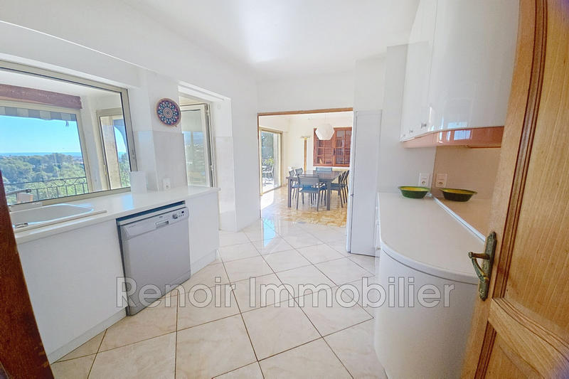 Appartement - 93 m² - 3 pièces