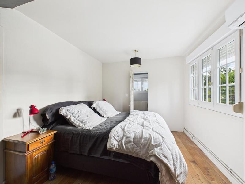 Maison - 178 m² - 7 pièces