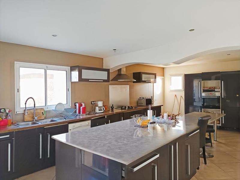 Maison - 195 m² - 7 pièces