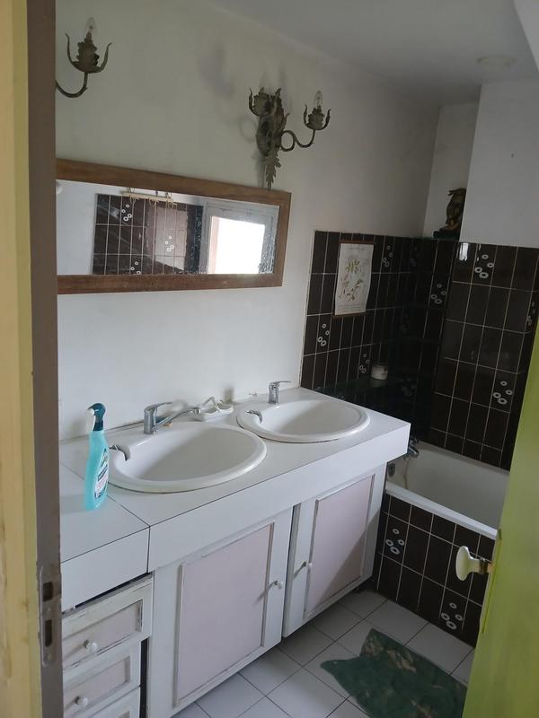 Maison traditionnelle - 112 m² - 6 pièces