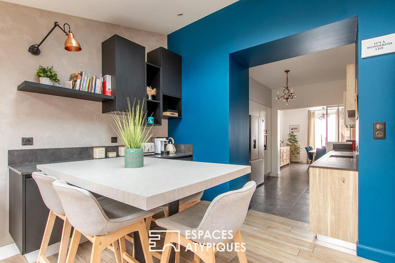 Maison - 201 m² - 9 pièces