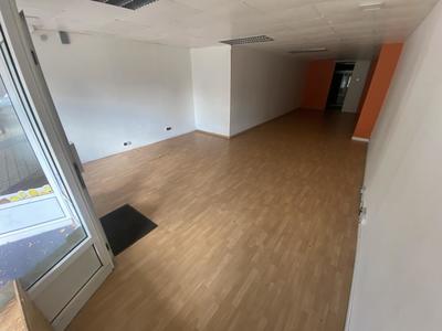 Bureau - 85 m² - 1 pièce