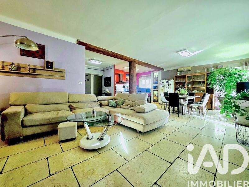 Maison - 181 m² - 7 pièces