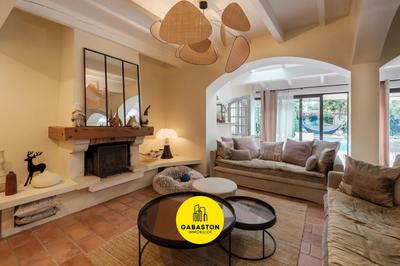 Maison - 171 m² - 4 pièces