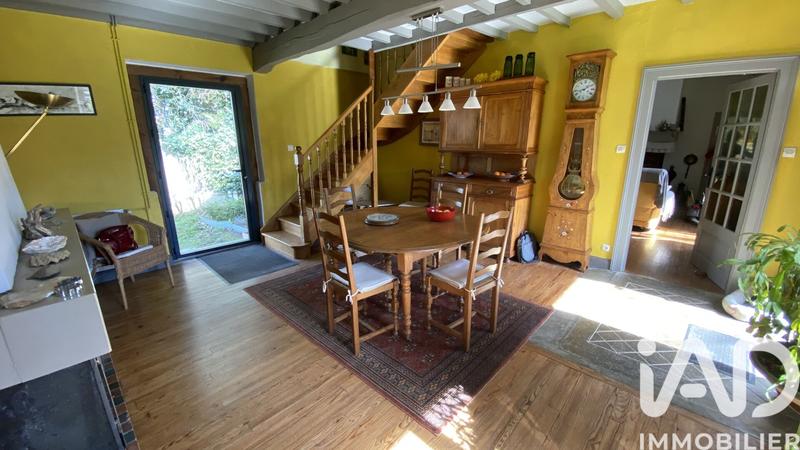 Maison - 253 m² - 10 pièces