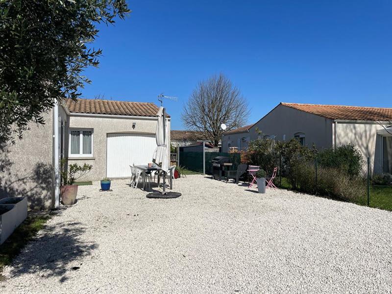 Maison - 99 m² - 4 pièces