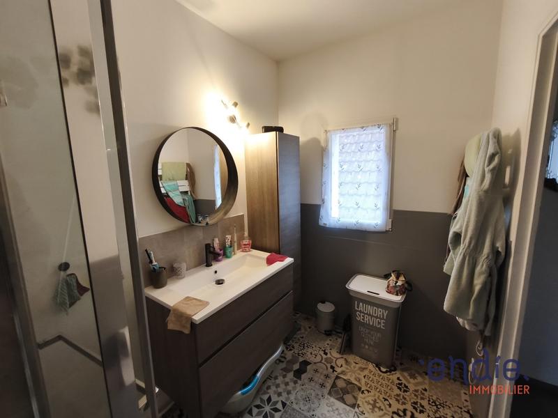 Maison - 93 m² - 5 pièces