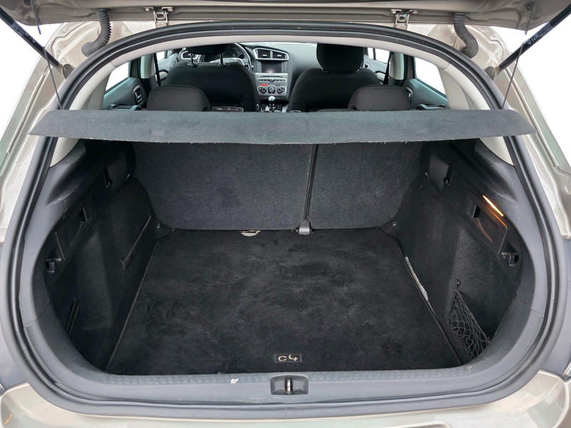 Citroen C4 - 1.6 Blue-Hdi 120 Cv Millenium