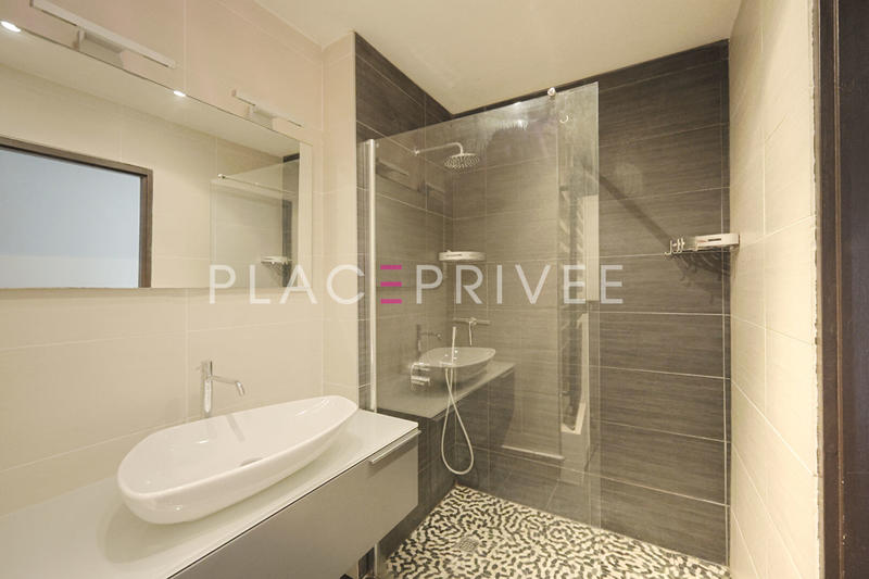 Appartement - 107 m² - 4 pièces