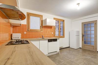 Maison de village - 105 m² - 5 pièces