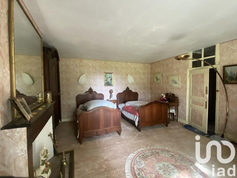 Maison - 357 m² - 11 pièces