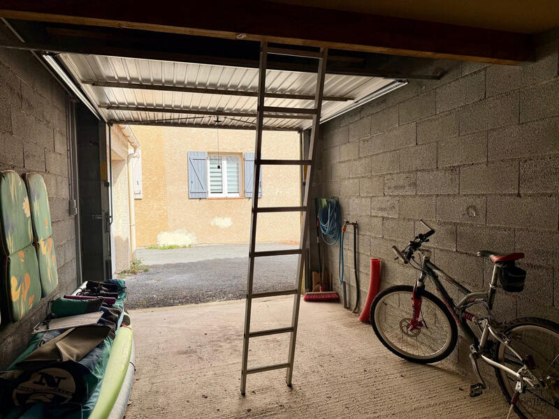 Parking / Garage - 17 m²