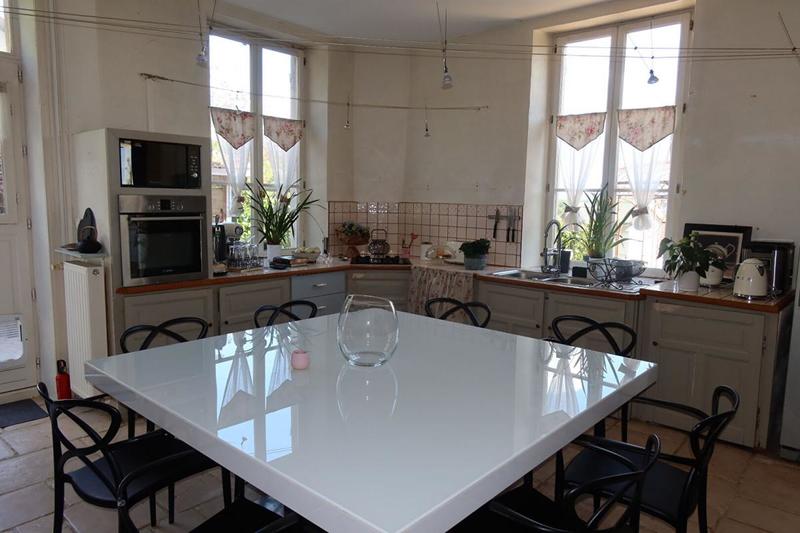 Maison de maîtres - 300 m² - 10 pièces