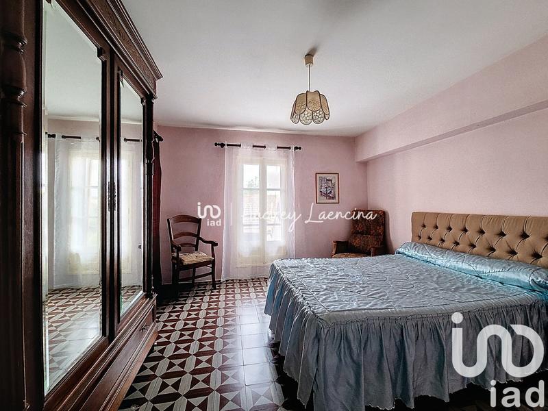 Maison - 500 m² - 6 pièces