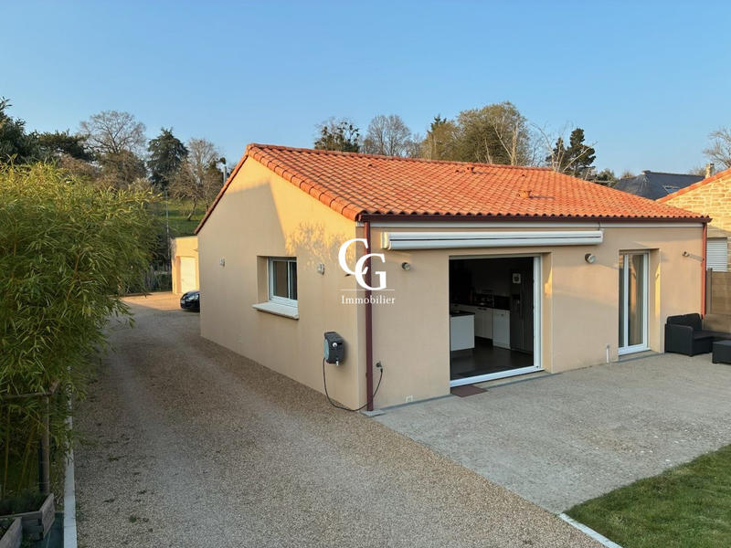 Maison - 93 m² - 4 pièces