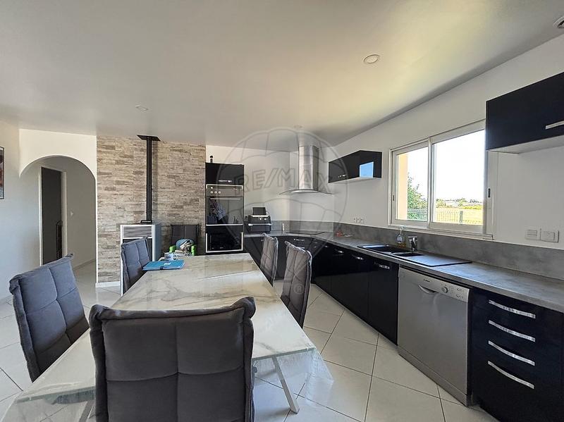 Maison - 114 m² - 4 pièces