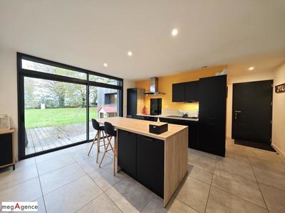 Maison - 110 m² - 4 pièces