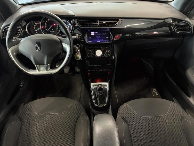 Ds Ds 3 1.2i PureTech 12v s&amp;S - 110 Berline So Chic Phase Garantie 12 Mois