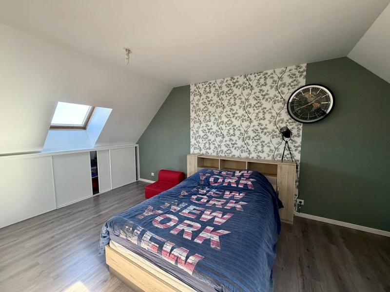 Pavillon - 150 m² - 8 pièces