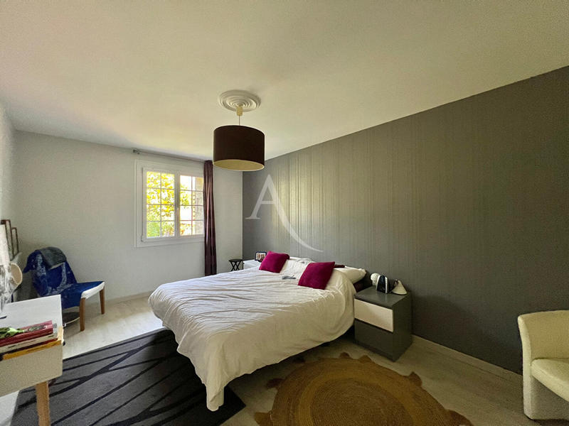 Maison - 136 m² - 6 pièces