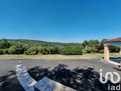 Maison - 172 m² - 7 pièces