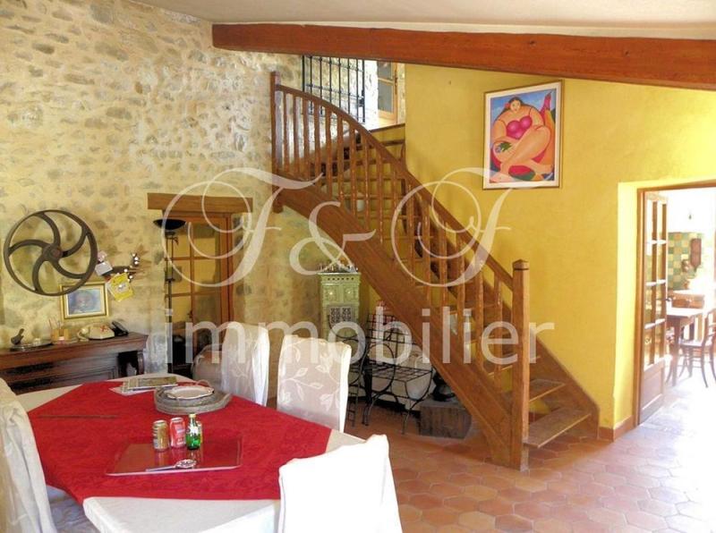 Moulin - 300 m² - 10 pièces