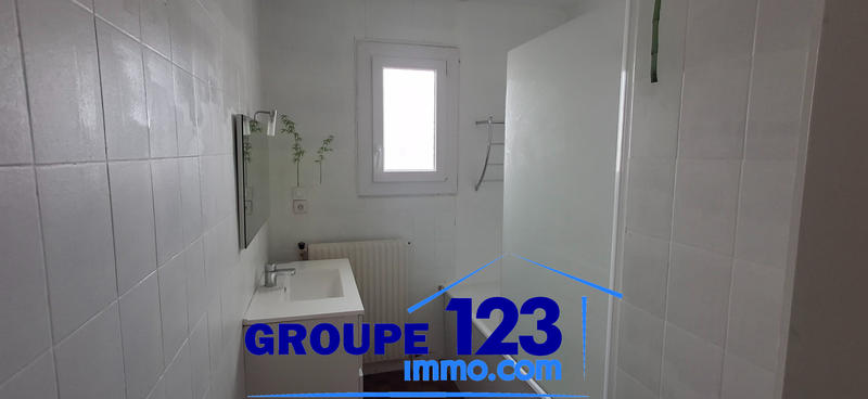 Maison - 143 m² - 6 pièces
