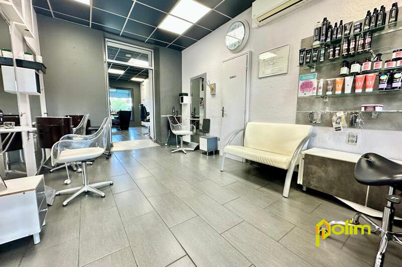 Fonds de commerce - Magasins - 97 m²