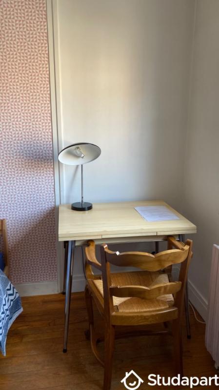 Chambre - 13 m² - 1 pièce