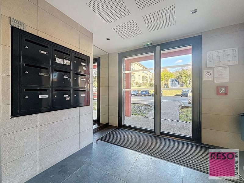 Appartement - 79 m² - 4 pièces