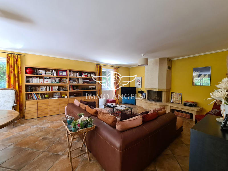 Maison - 128 m² - 5 pièces