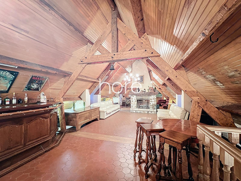 Villa - 460 m² - 14 pièces