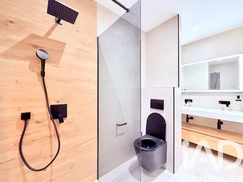 Maison - 165 m² - 6 pièces