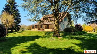 Maison - 168 m² - 7 pièces