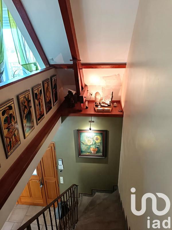 Maison - 257 m² - 8 pièces