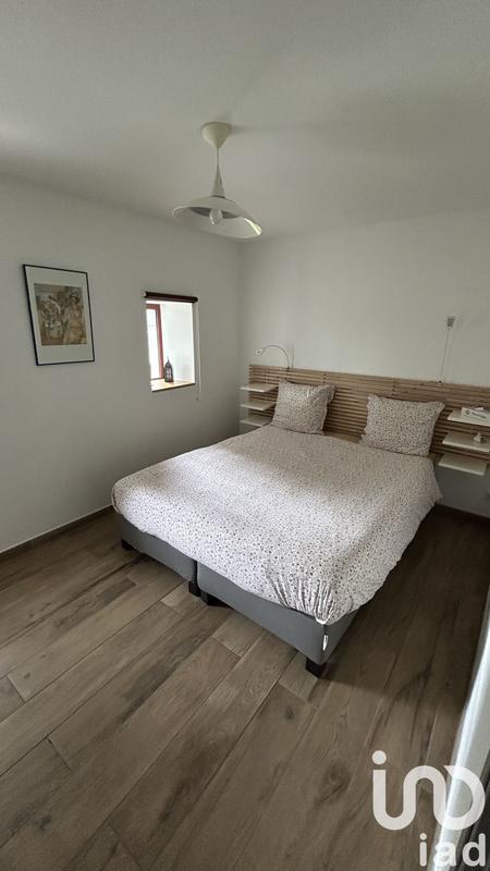 Maison - 325 m² - 12 pièces