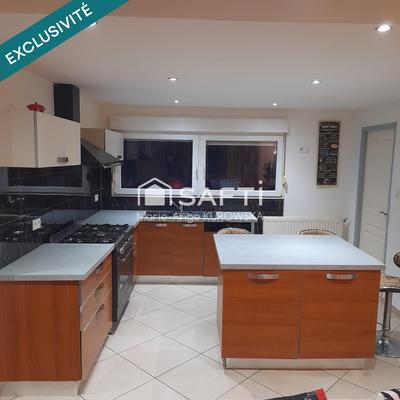 Appartement - 92 m² - 5 pièces