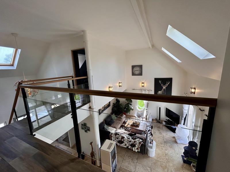 Pavillon - 181 m² - 7 pièces