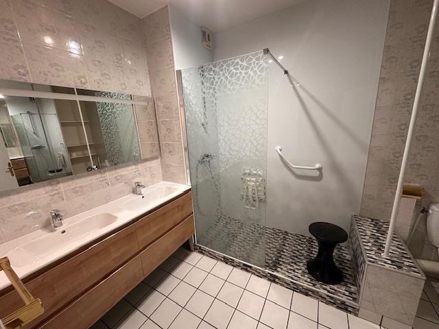 Appartement - 141 m² - 4 pièces