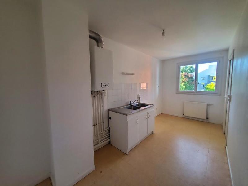 Appartement ancien - 68 m² - 3 pièces