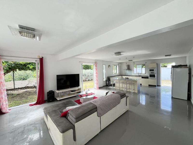 Maison - 131 m² - 6 pièces