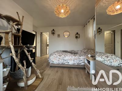 Maison - 108 m² - 6 pièces