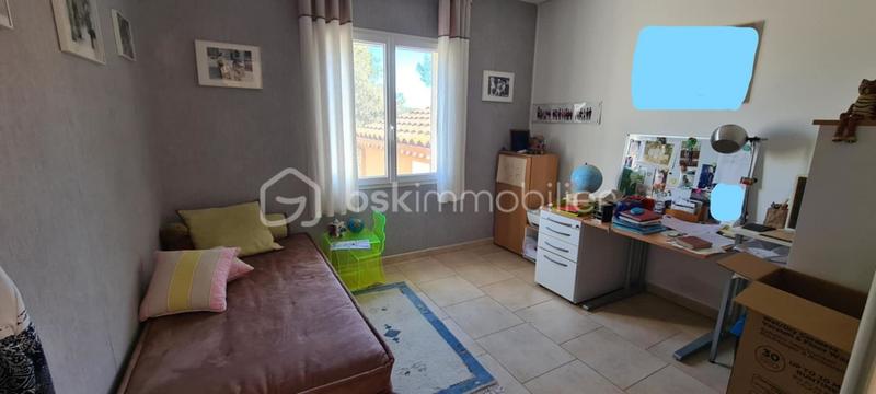 Villa - 185 m² - 6 pièces