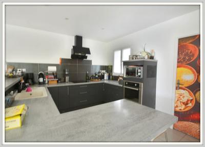 Maison - 131 m² - 6 pièces