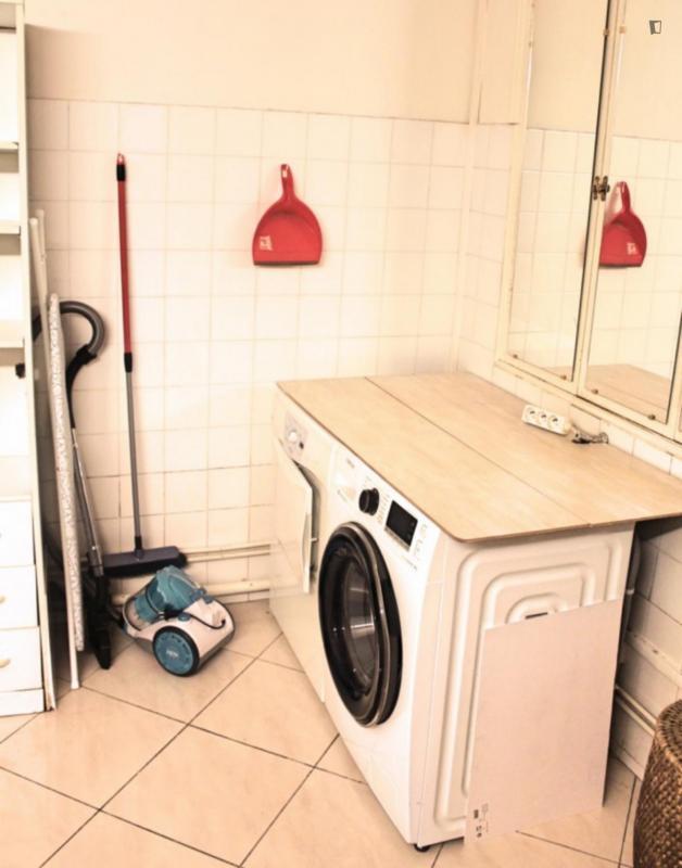 Chambre - 25 m² - 6 pièces