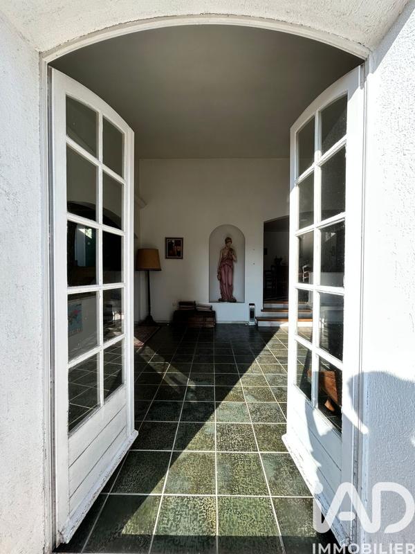 Maison - 185 m² - 5 pièces