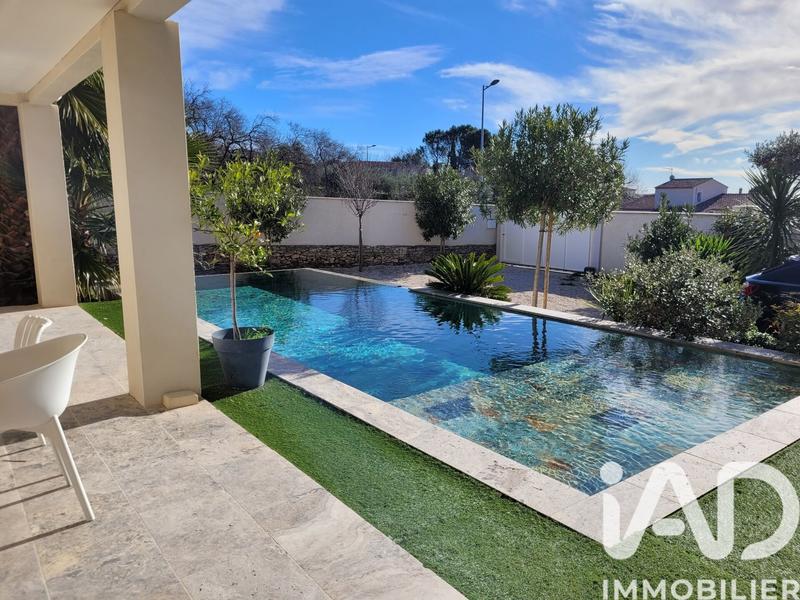 Maison - 182 m² - 6 pièces