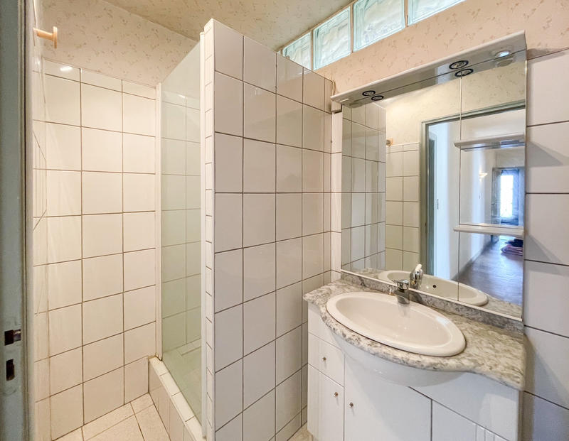 Maison - 99 m² - 5 pièces